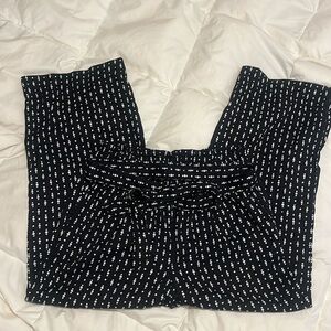 Ann Taylor wide leg belted trouser with pockets